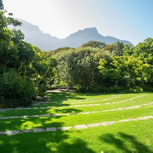 Vineyard Hotel Cape Town
